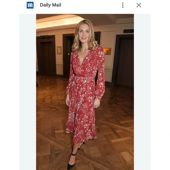 Reformation red floral wrap crepe midi dress WORN ON TV NEW - Picture 11 of 16